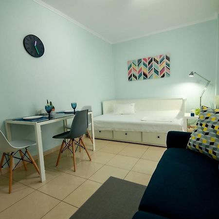 Ferienwohnung Aegean Studio By The Sea II Peraía Exterior foto