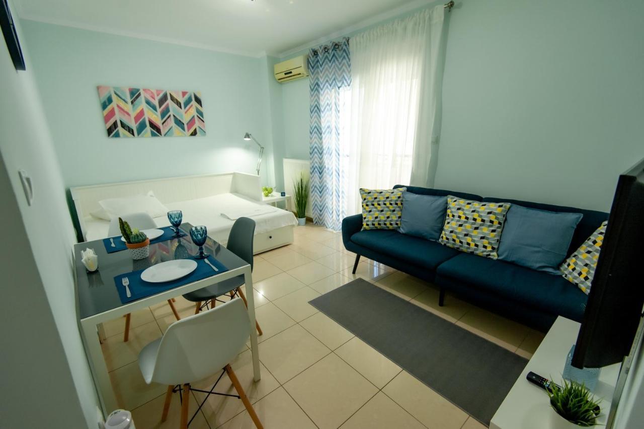 Ferienwohnung Aegean Studio By The Sea II Peraía Exterior foto